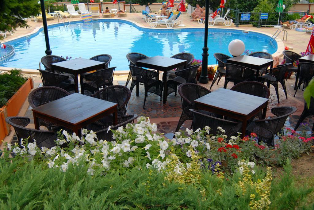 Briz 2 Hotel Варна Экстерьер фото