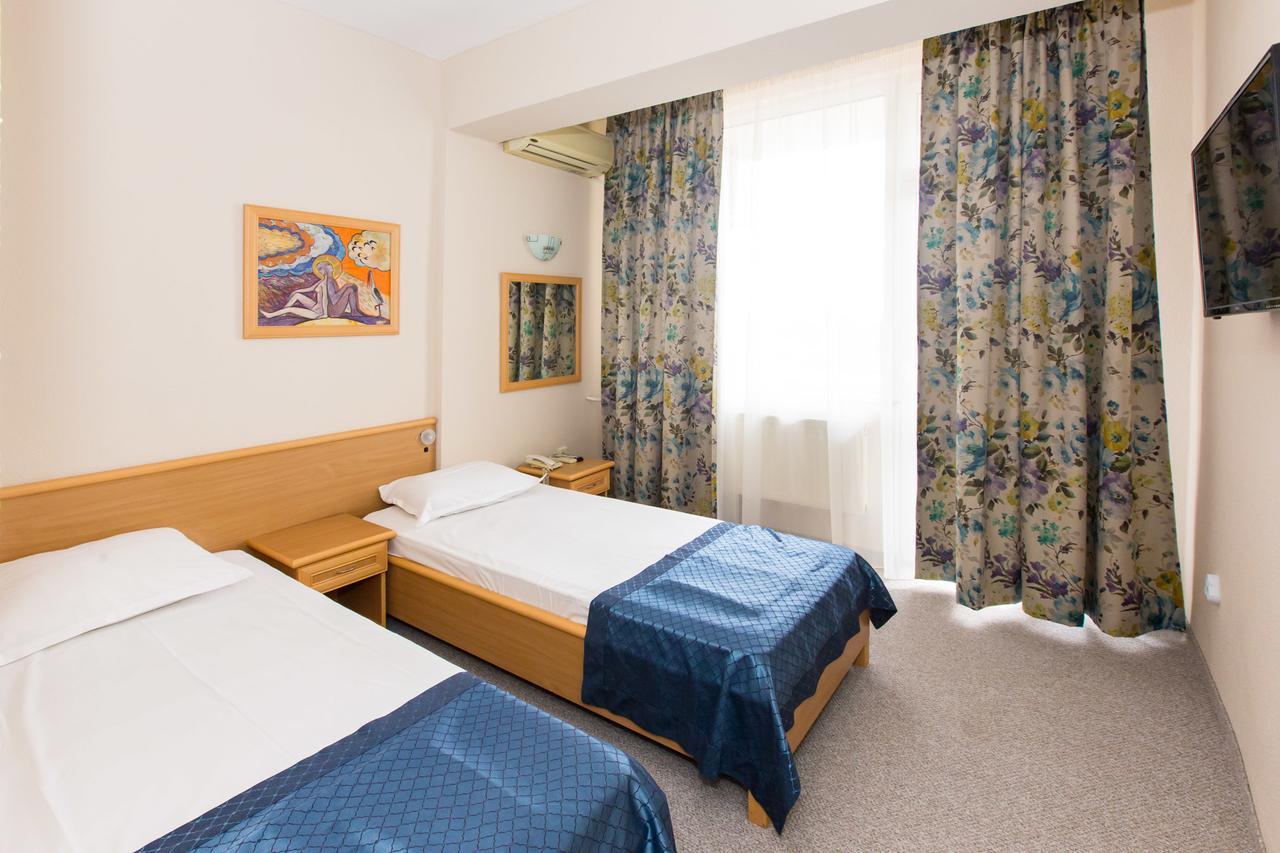 Briz 2 Hotel Варна Экстерьер фото